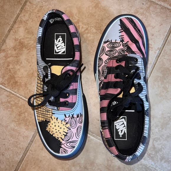 Vans x Disney’s Nightmare Before Christmas Sally Creepers - Picture 4 of 7
